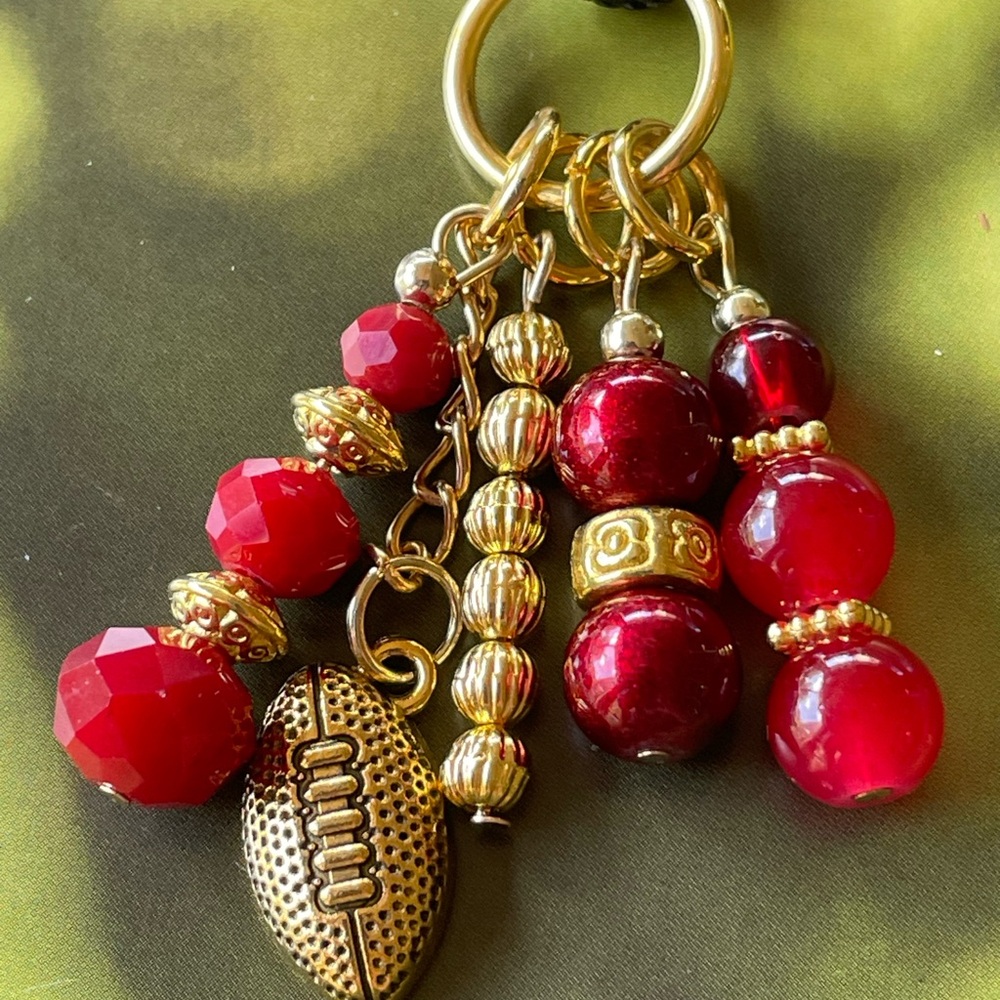 ✔️✔️Florida State Garnet and Gold Beaded charm Necklace